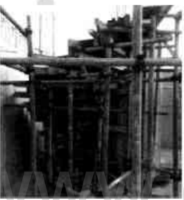 圖2 立桿布設(shè)